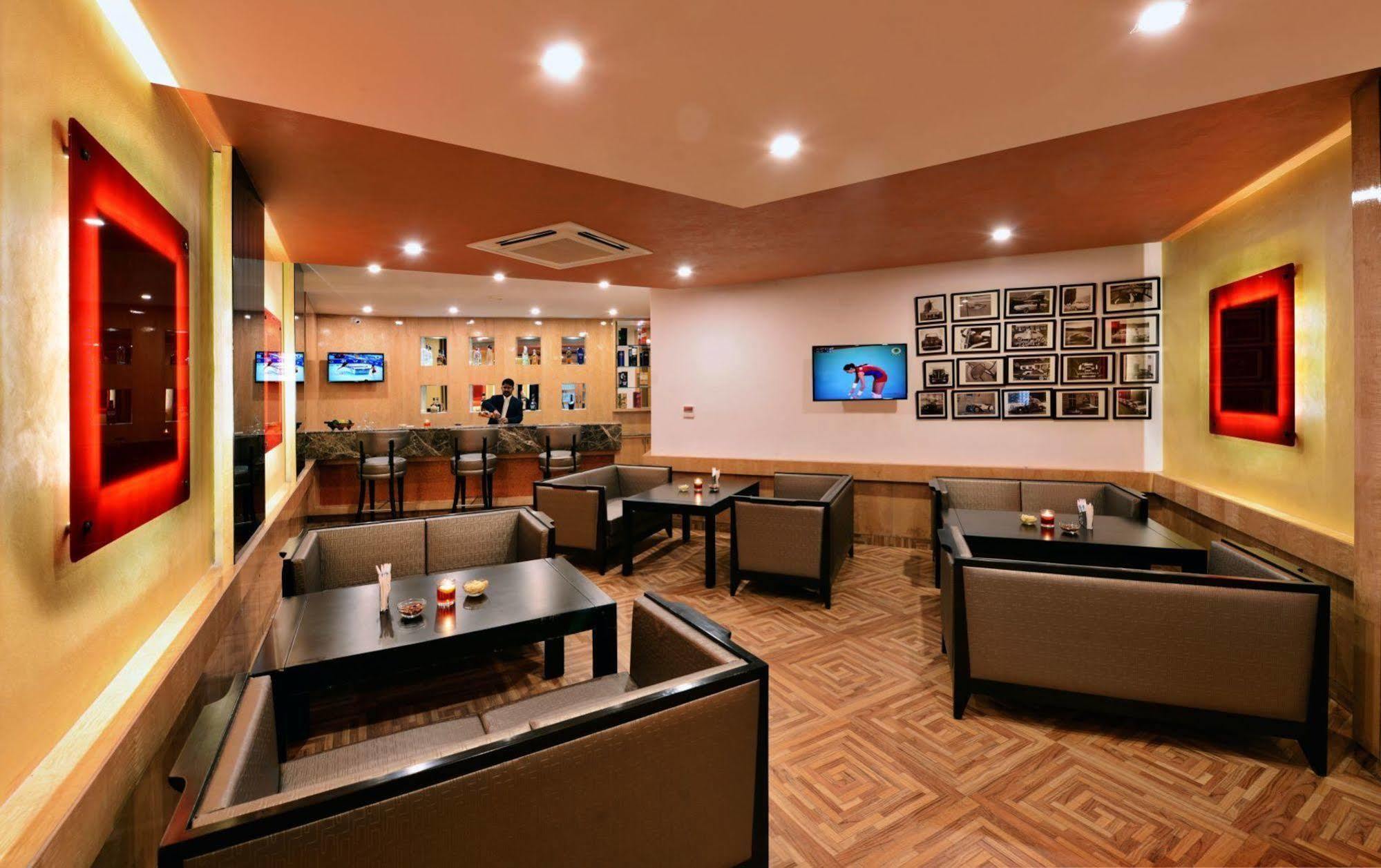 Jk Clarks Exotica Hotel Dalhousie Exterior foto