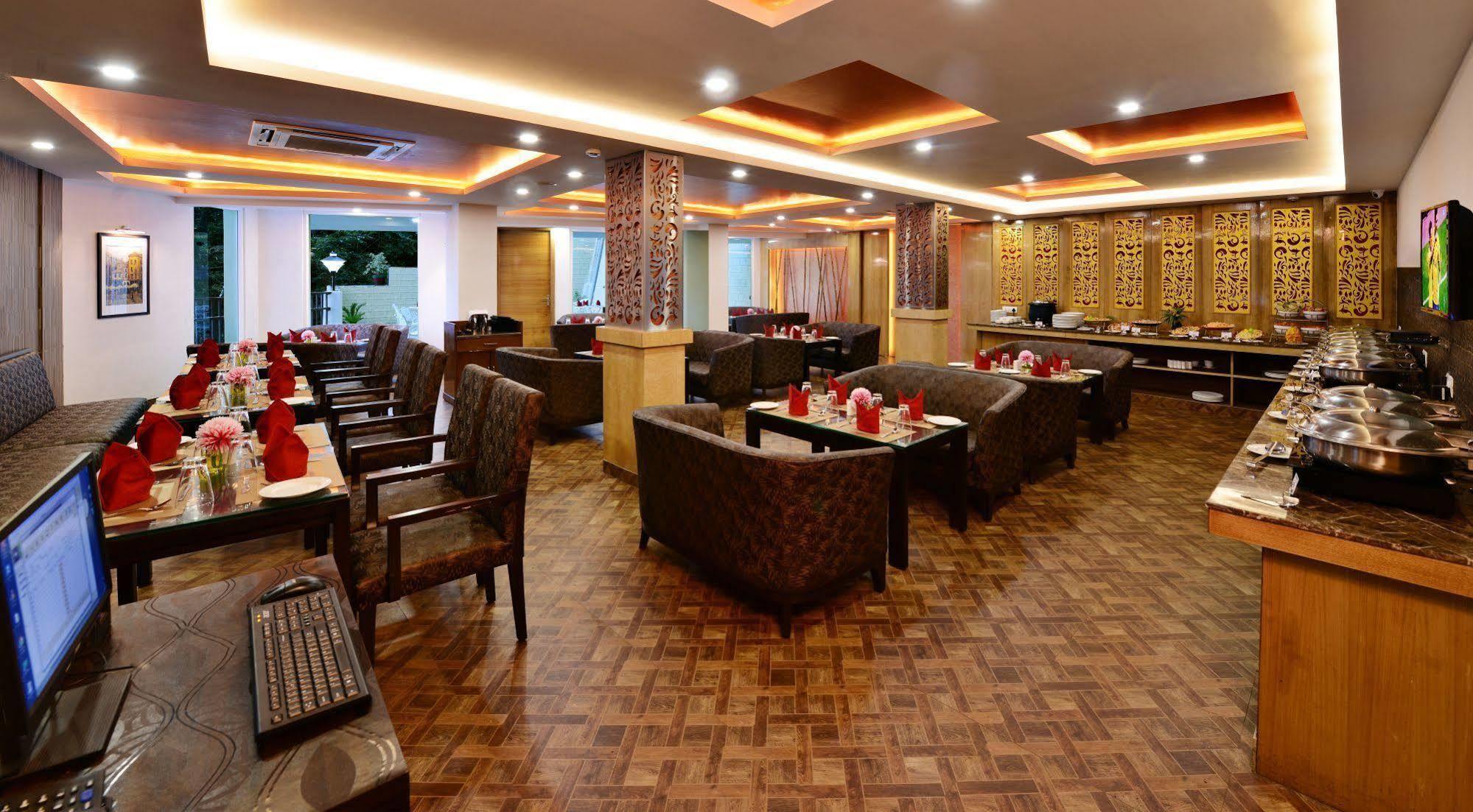 Jk Clarks Exotica Hotel Dalhousie Exterior foto