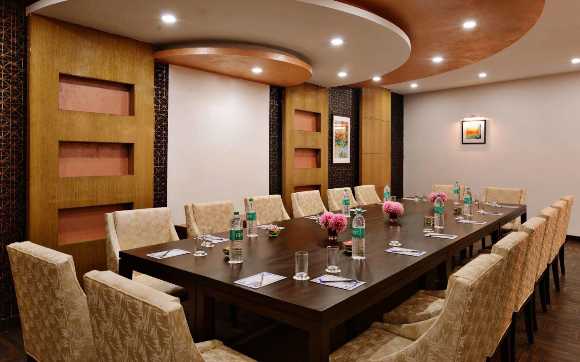 Jk Clarks Exotica Hotel Dalhousie Exterior foto